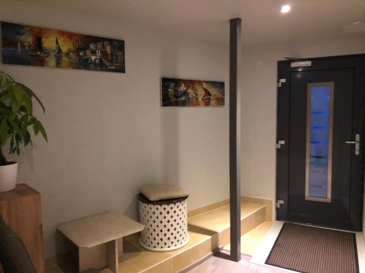 שונדורף Gastehaus In Der Daimlerstadt מראה חיצוני תמונה